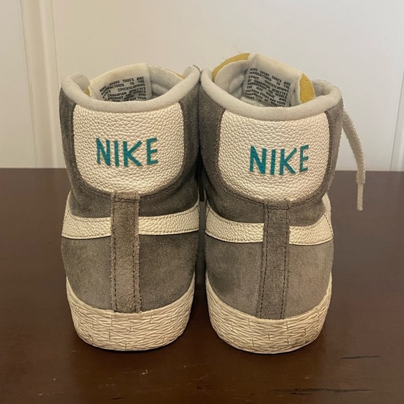 Nike blazer mid high grey suede high top sneakers GUC size 8 women's - Picture 6 of 6